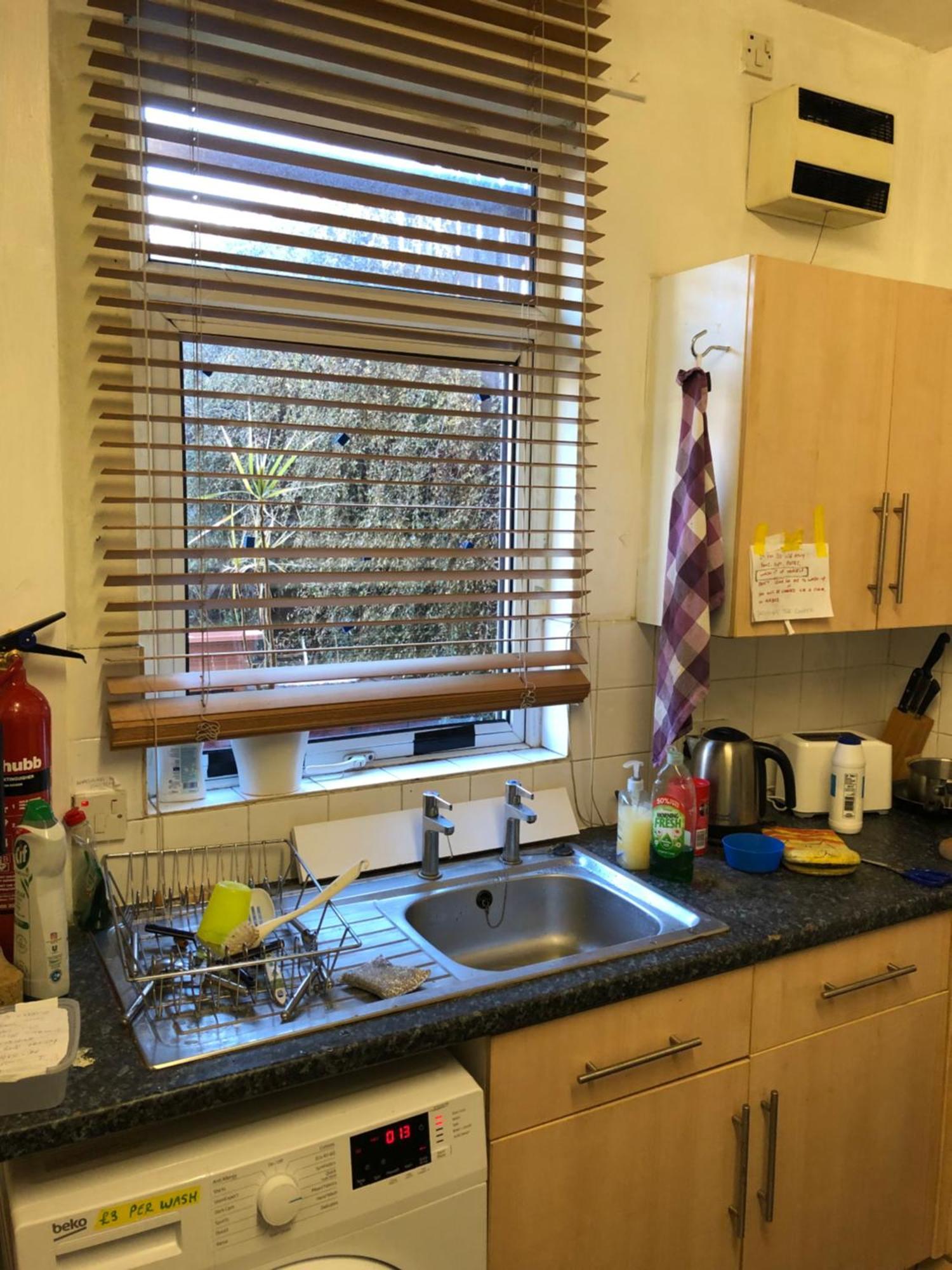 An Extra Large Room With Patio & Own Front Entrance Rotherham Rawmarsh Ngoại thất bức ảnh